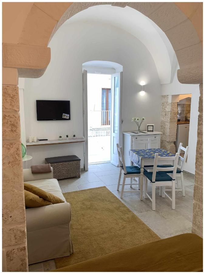 White Stone Flats & Studios Ostuni Exterior photo
