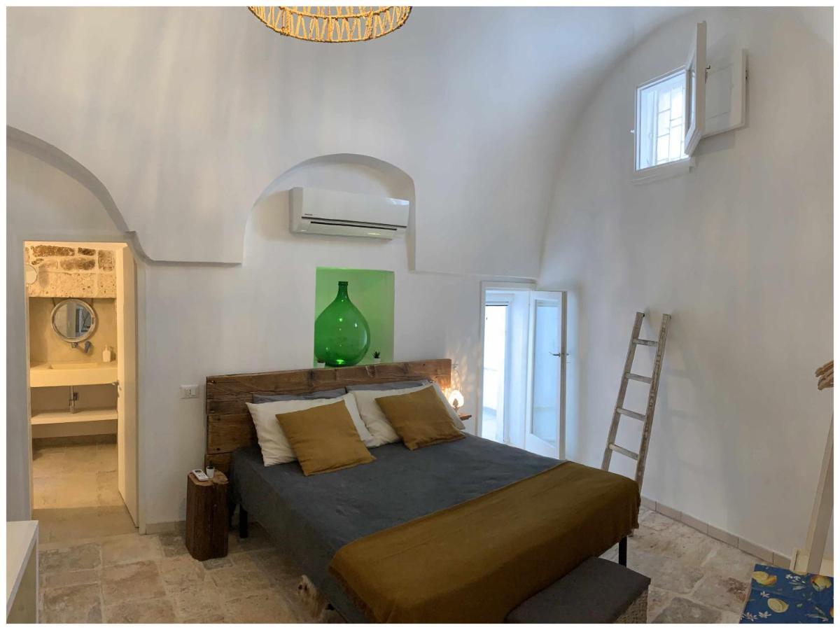 White Stone Flats & Studios Ostuni Exterior photo