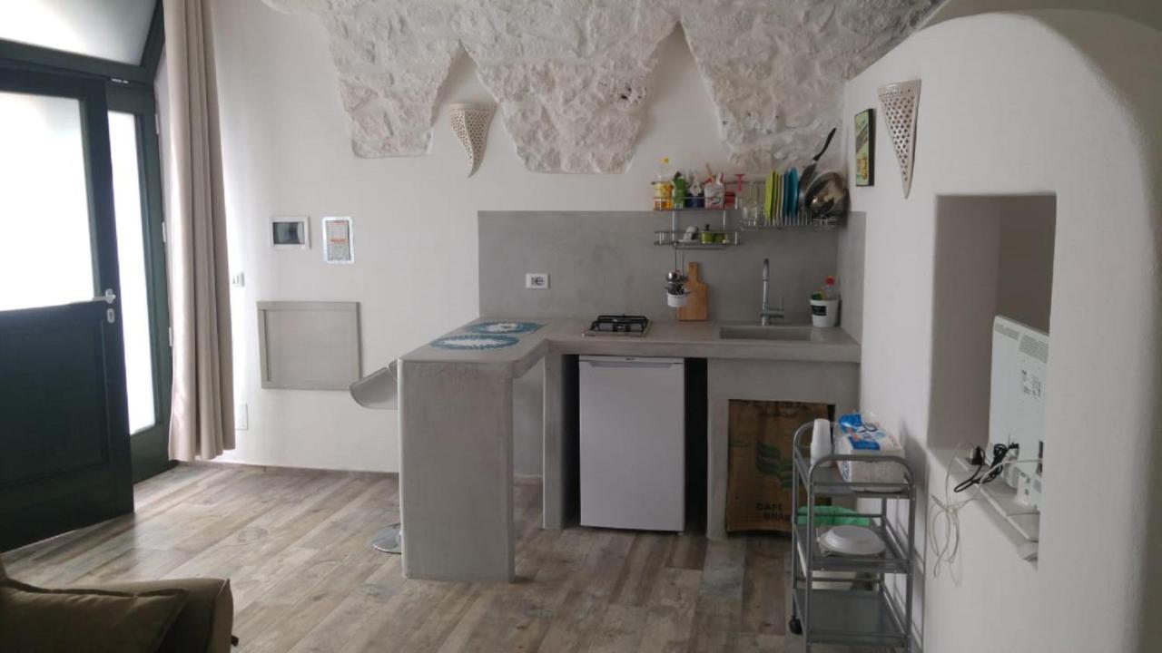 White Stone Flats & Studios Ostuni Exterior photo