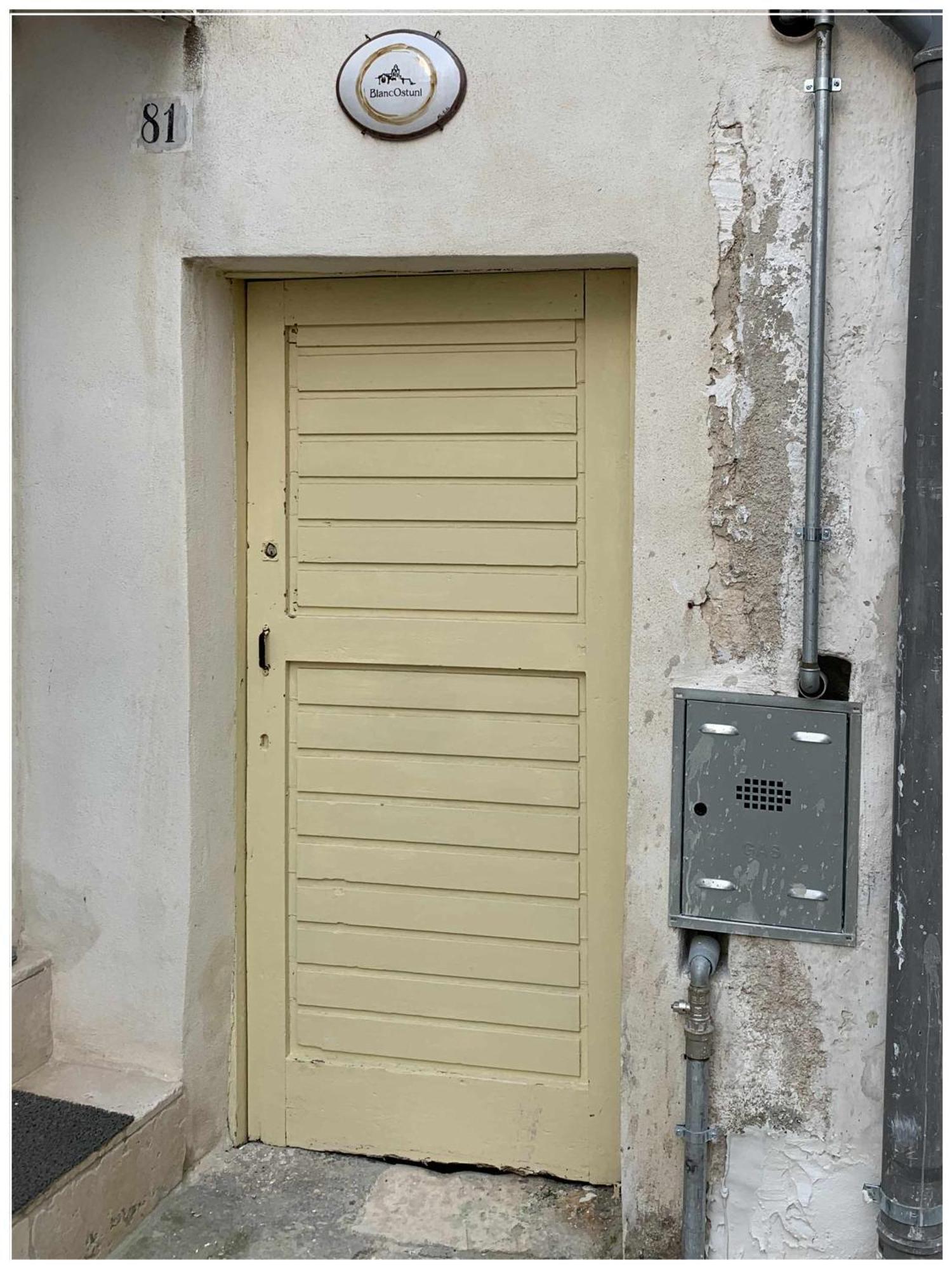 White Stone Flats & Studios Ostuni Room photo