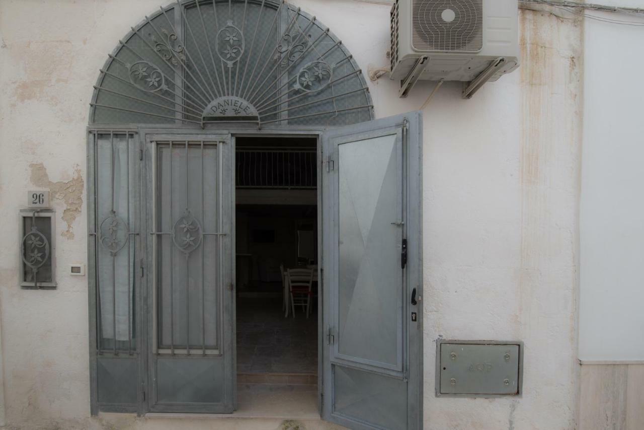 White Stone Flats & Studios Ostuni Room photo
